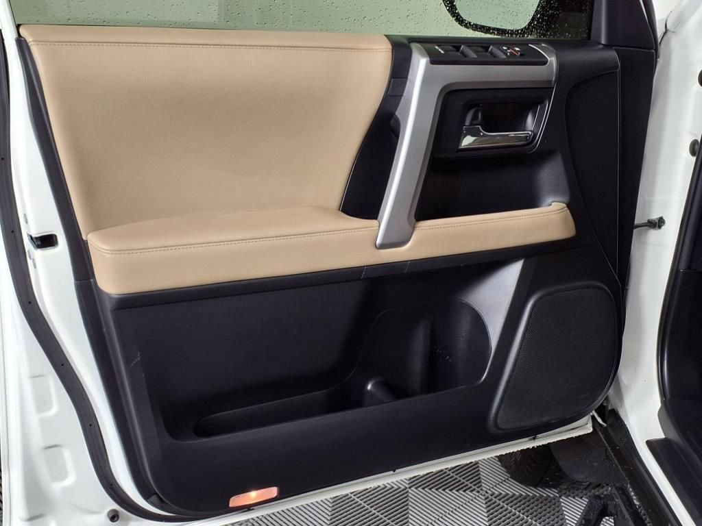 Used 2023 Toyota 4Runner SR5 image 22