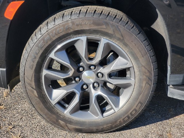 Used 2021 Chevrolet Suburban LT w/ LT Signature Package AWD/4WD image 37