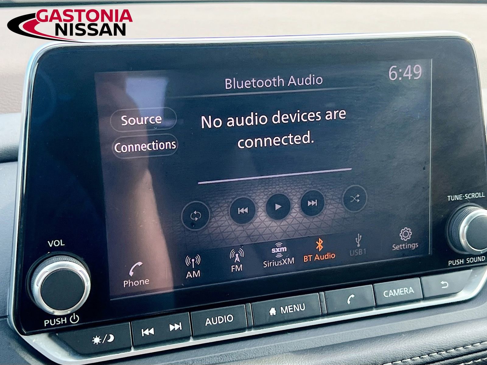 Used 2023 Nissan Rogue S image 18