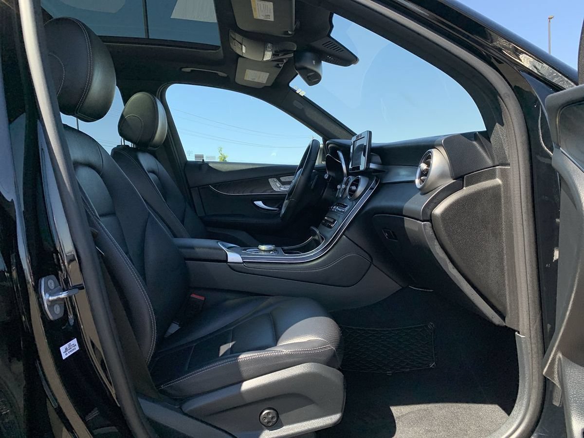 Used 2018 Mercedes-Benz GLC 300 4MATIC image 31