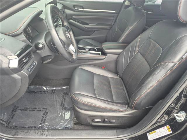 Certified 2023 Nissan Altima 2.5 SR w/ SR Premium Package FWD image 16