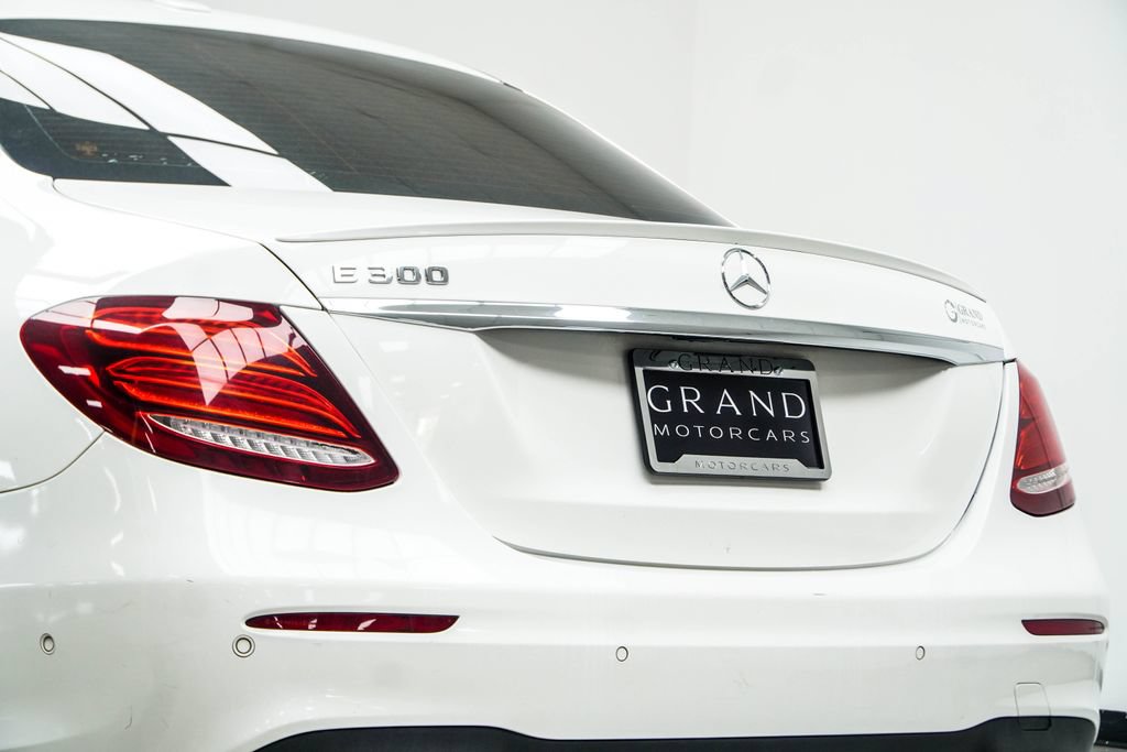 Used 2019 Mercedes-Benz E 300 image 14