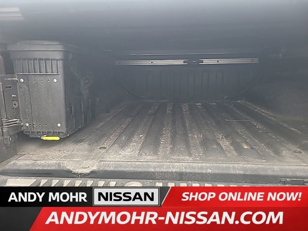 Used 2022 Nissan Frontier PRO-4X image 11