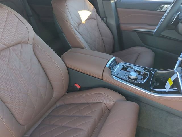 New 2026 BMW X5 M60i w/ Executive Package image 11