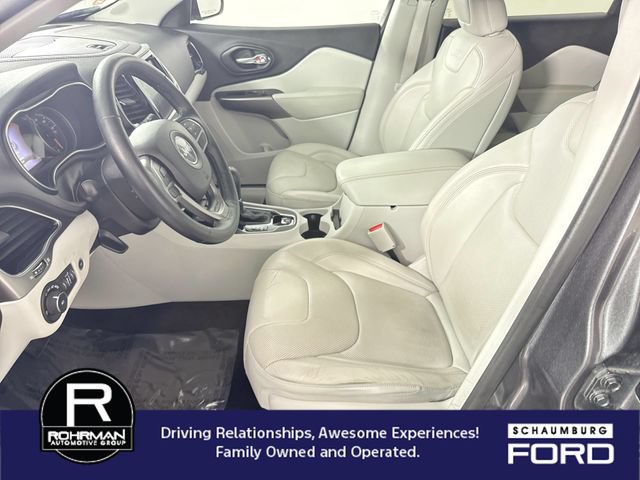 Used 2019 Jeep Cherokee Limited w/ Luxury Group FWD image 5
