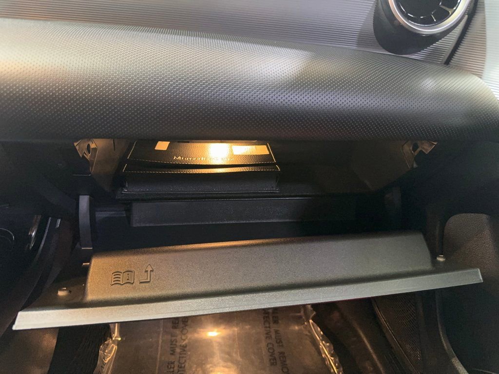 Used 2020 Mercedes-Benz CLA 250 image 27