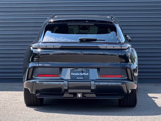 New 2026 Porsche Cayenne Electric AWD/4WD image 6
