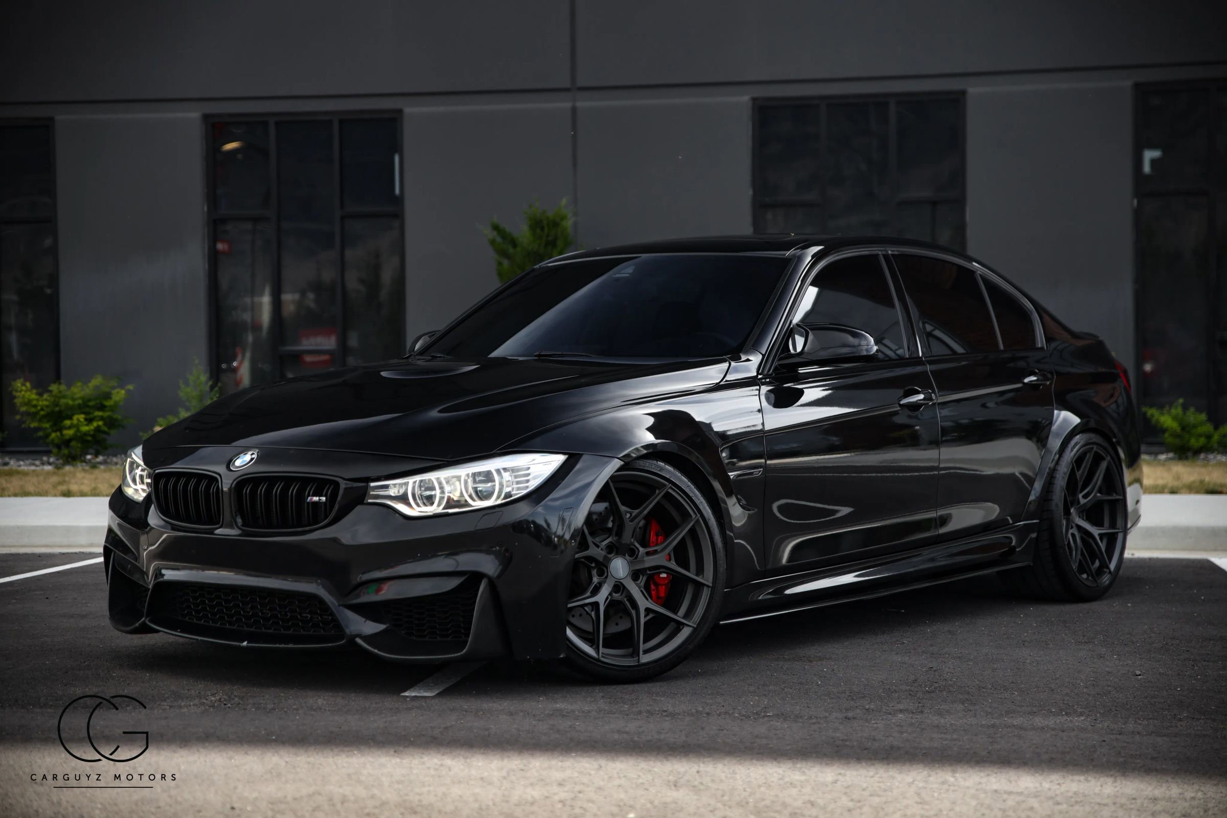 Used 2017 BMW M3 RWD image 3