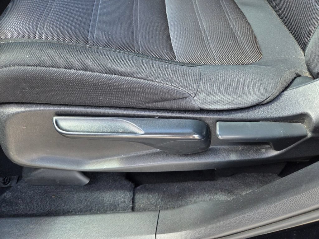 Used 2019 Honda CR-V LX image 4
