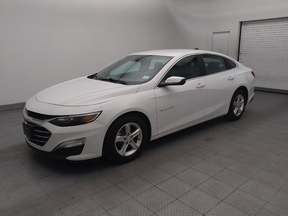 Used 2020 Chevrolet Malibu LS w/ Driver Confidence Package II FWD image 2