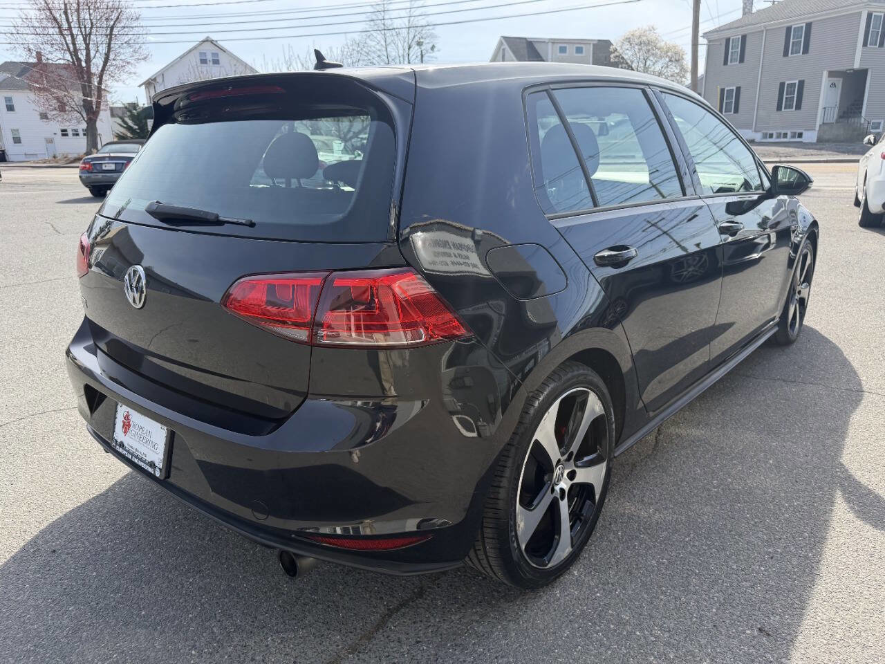 Used 2016 Volkswagen GTI S FWD image 8