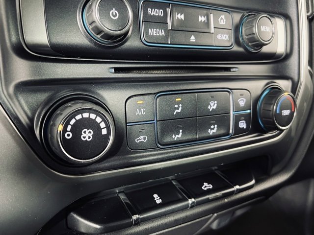 Used 2015 Chevrolet Silverado 3500 LT image 32