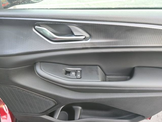 New 2025 Jeep Grand Cherokee Altitude image 28