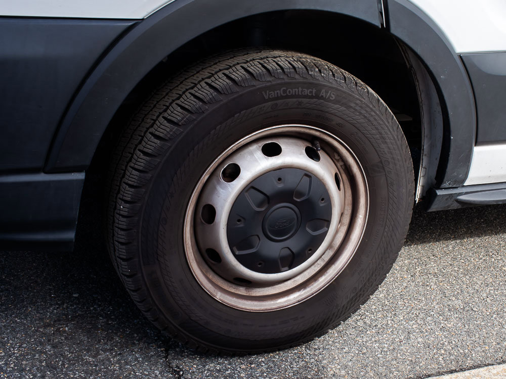 Used 2020 Ford Transit 250 Low Roof image 4