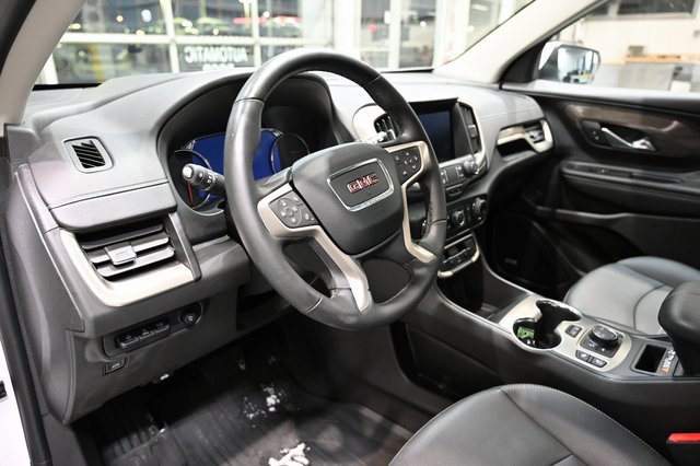 Used 2024 GMC Terrain Denali w/ Denali Premium Package image 21