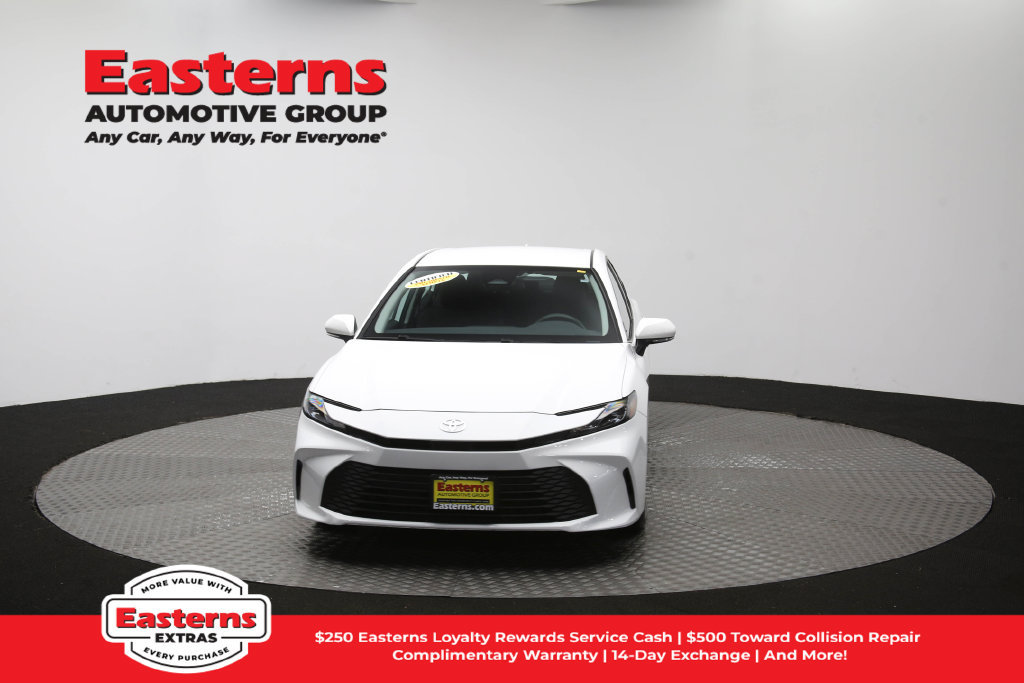 Used 2025 Toyota Camry LE FWD image 53