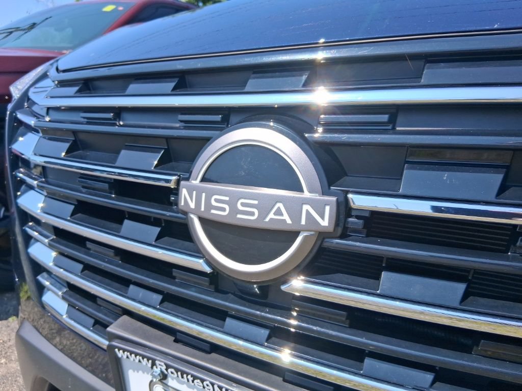 Used 2026 Nissan Rogue SV AWD/4WD image 6