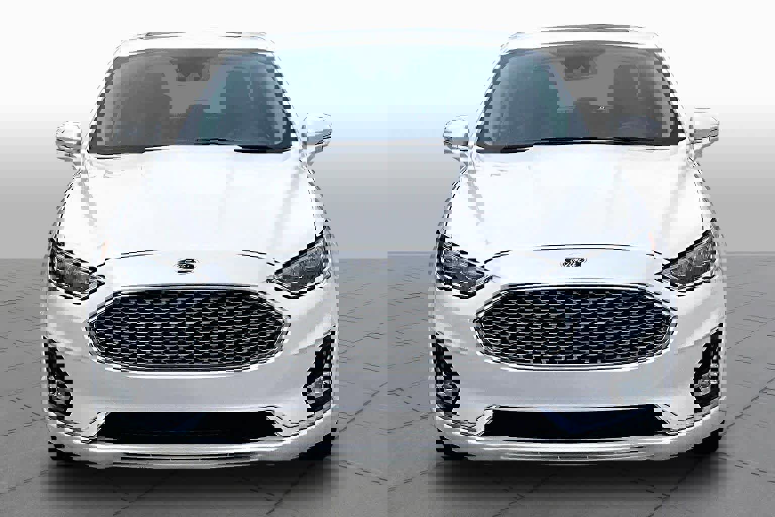 Used 2019 Ford Fusion Titanium FWD image 4