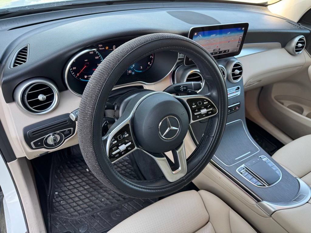 Used 2020 Mercedes-Benz GLC 300 4MATIC image 22