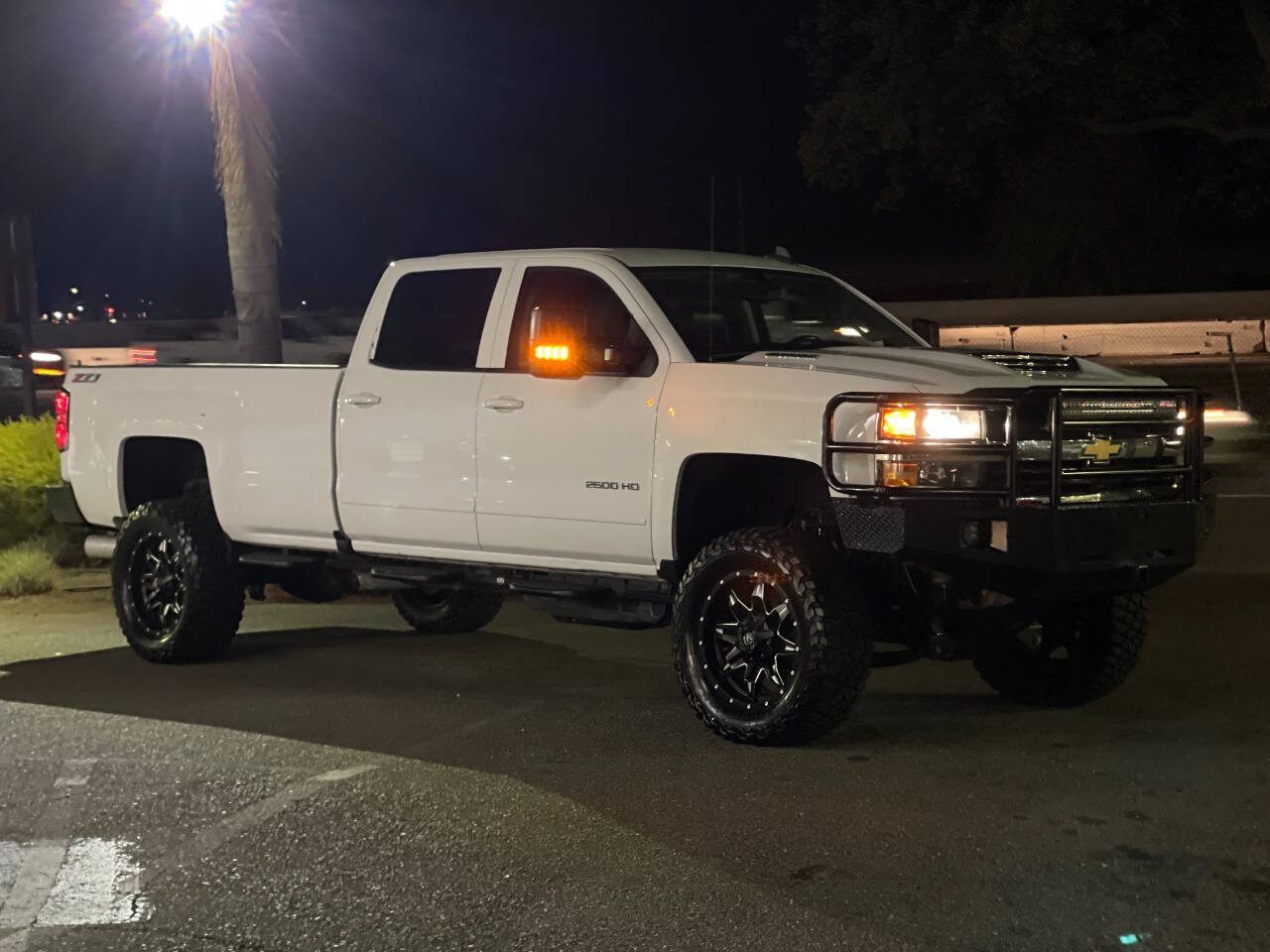 Used 2017 Chevrolet Silverado 2500 LT w/ Z71 Package, Off-Road AWD/4WD image 64