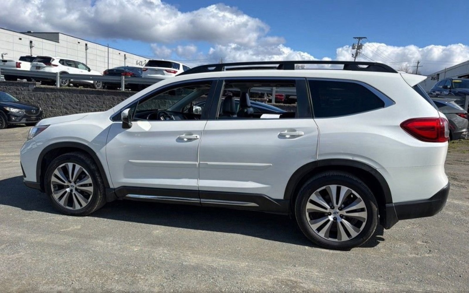 Used 2021 Subaru Ascent Limited w/ Technology Package image 11