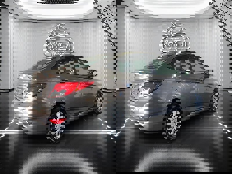 Used 2017 Hyundai Accent SE image 5