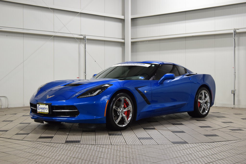 Used 2015 Chevrolet Corvette Stingray Coupe w/ 2LT Preferred Equipment Group RWD image 3