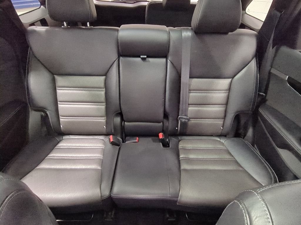 Used 2018 Kia Sorento SX image 14