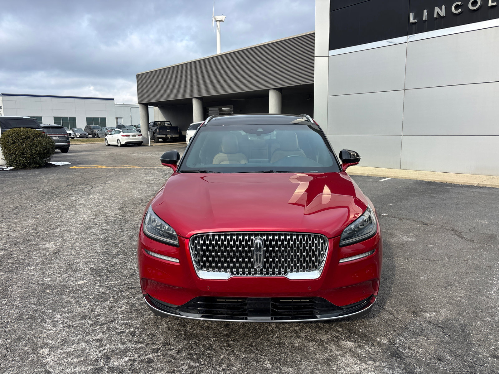 Certified 2022 Lincoln Corsair Reserve w/ Equipment Group 201A image 2