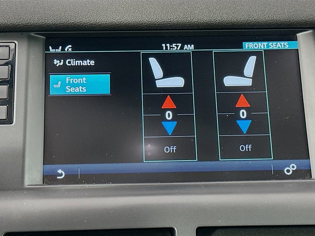 Used 2017 Land Rover Discovery Sport HSE Luxury image 21