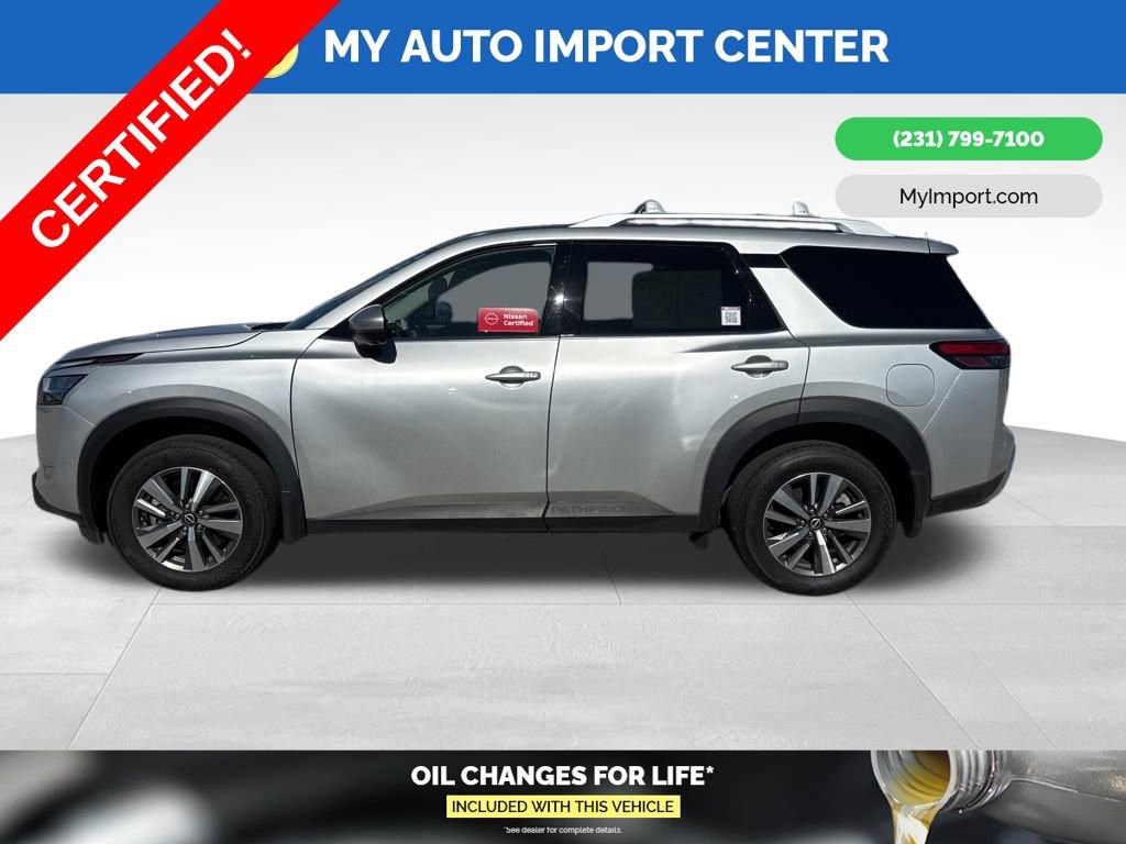 Certified 2024 Nissan Pathfinder SL image 4