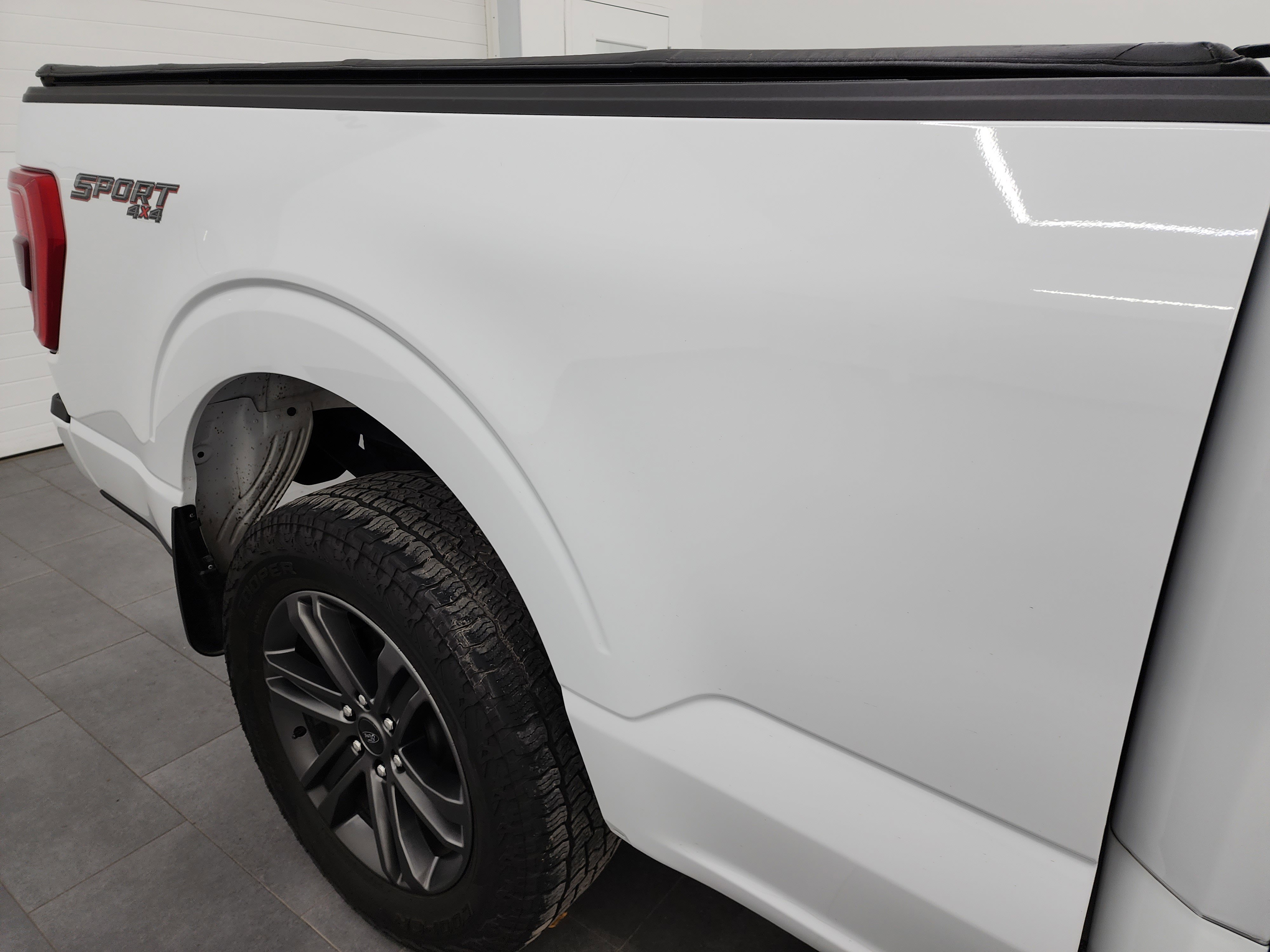 Used 2022 Ford F150 XLT w/ Equipment Group 302A High image 26