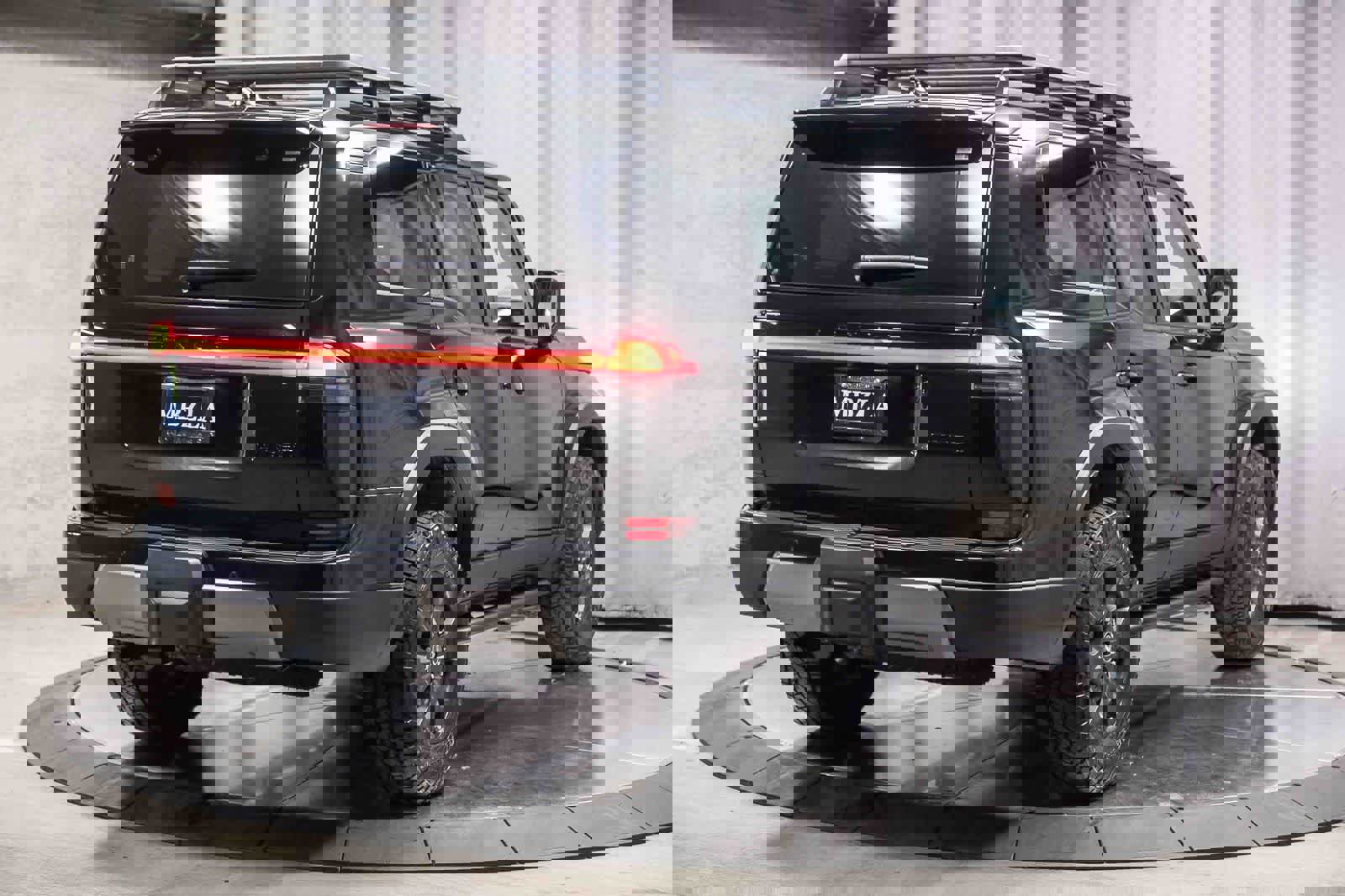 Used 2024 Lexus GX 550 image 4