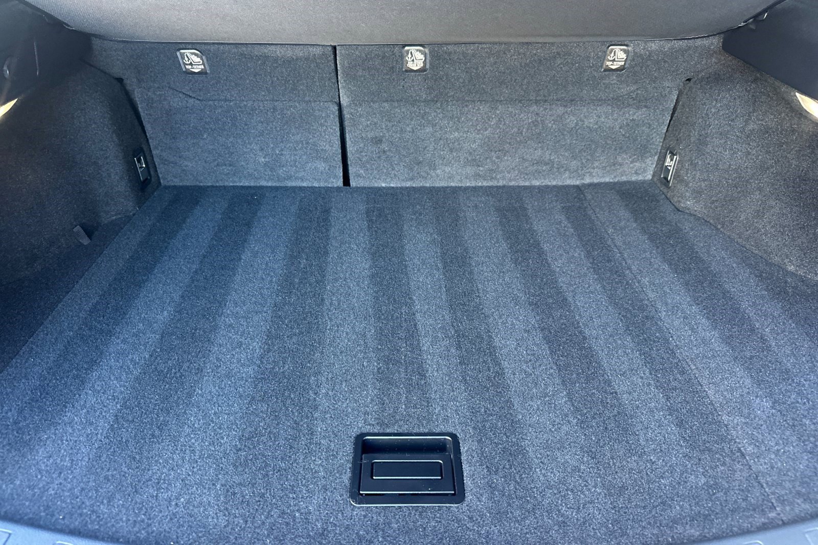 Certified 2022 Lexus UX 250h F Sport image 19