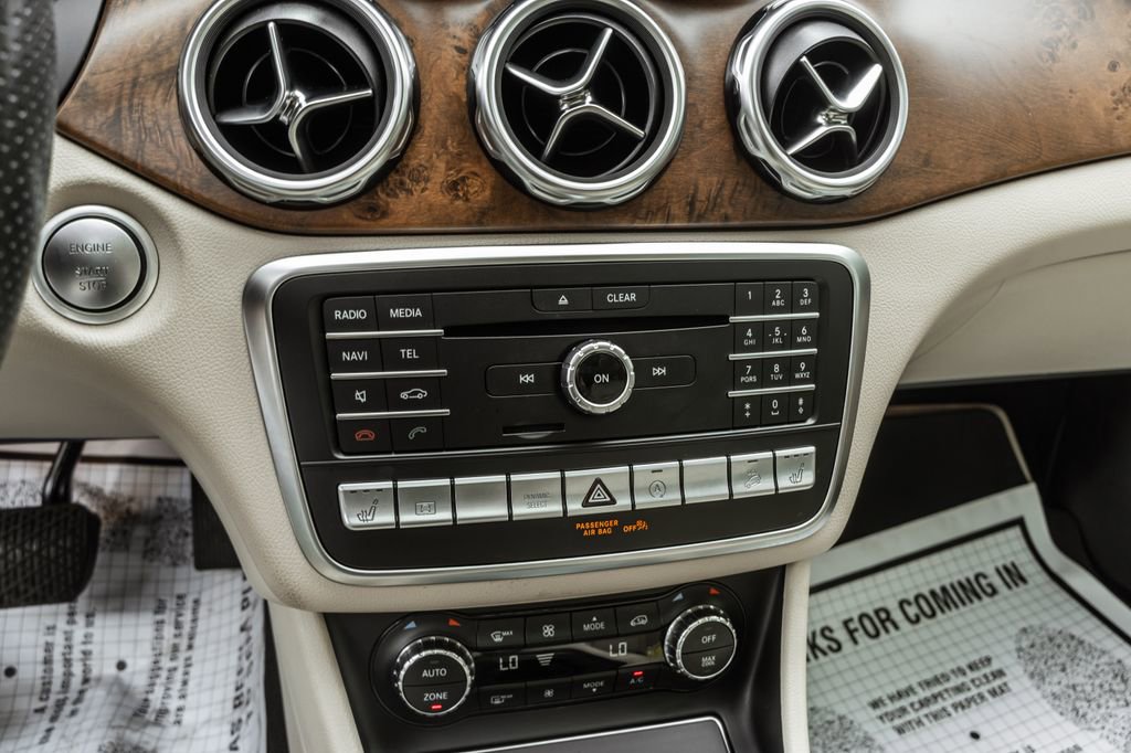 Used 2020 Mercedes-Benz GLA 250 4MATIC image 20