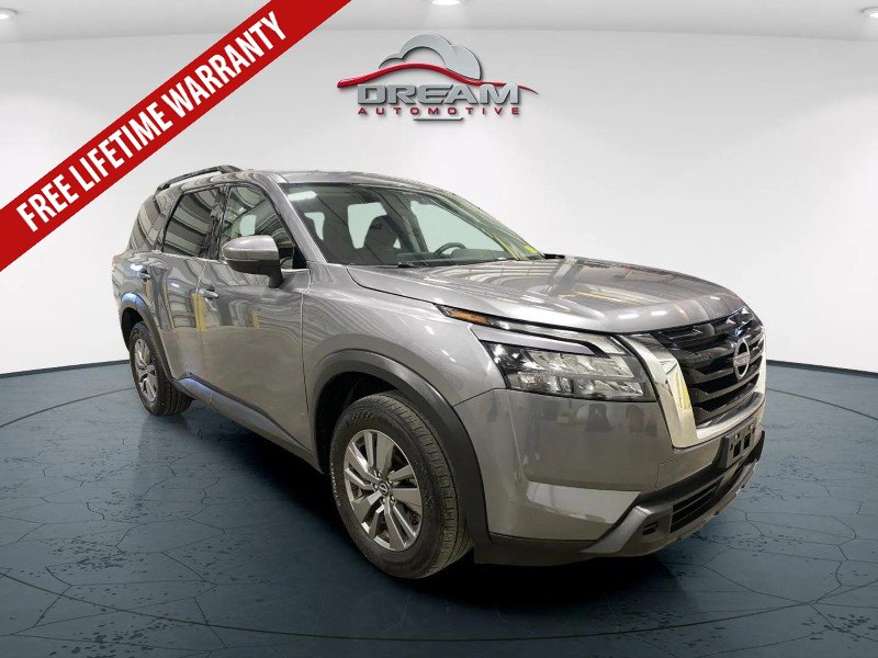 Used 2025 Nissan Pathfinder SV FWD image 1