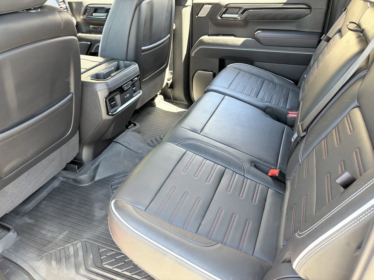 Used 2024 GMC Sierra 1500 AT4X w/ AT4X AEV Edition AWD/4WD image 16