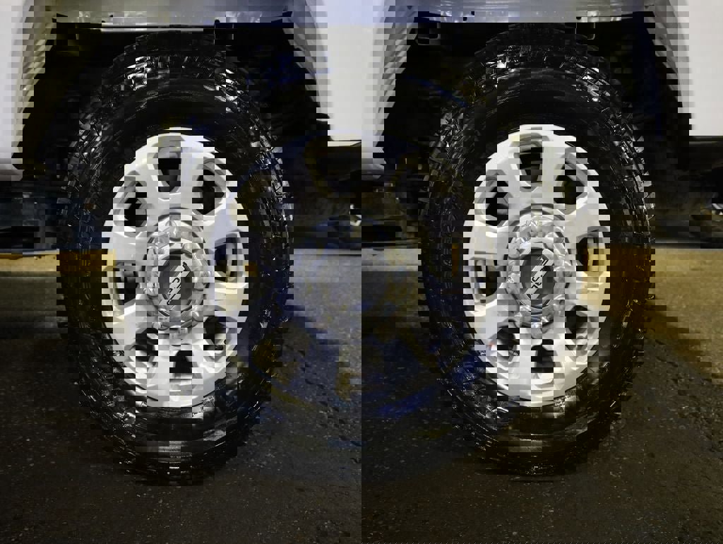 Used 2024 Ford F350 XLT w/ FX4 Off-Road Package image 30