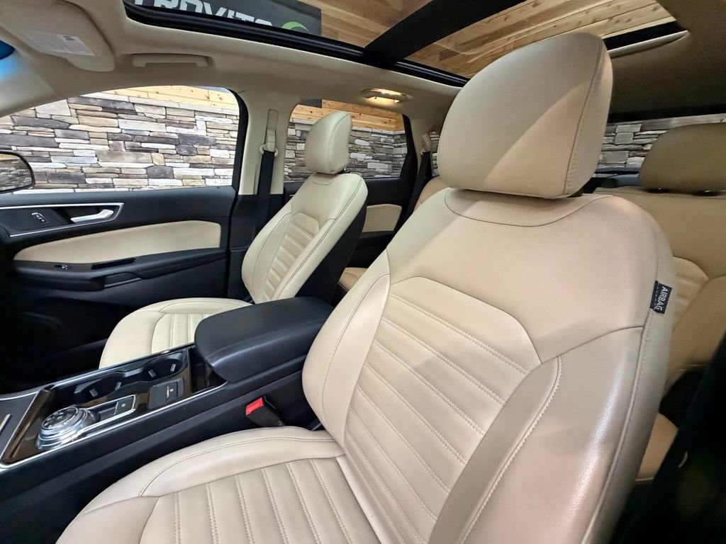 Used 2019 Ford Edge SEL w/ Equipment Group 201A AWD/4WD image 21