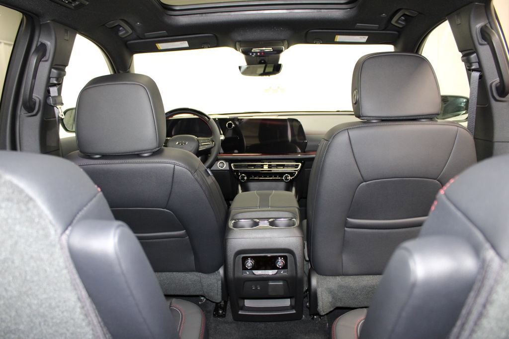 New 2026 Chevrolet Traverse RS w/ LPO, Floor Liner Package image 31