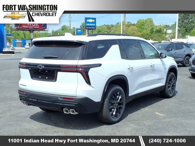 New 2026 Chevrolet Traverse LT w/ Midnight/Sport Edition FWD image 2