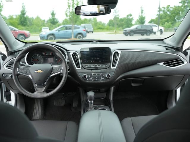Used 2023 Chevrolet Malibu LT FWD image 25