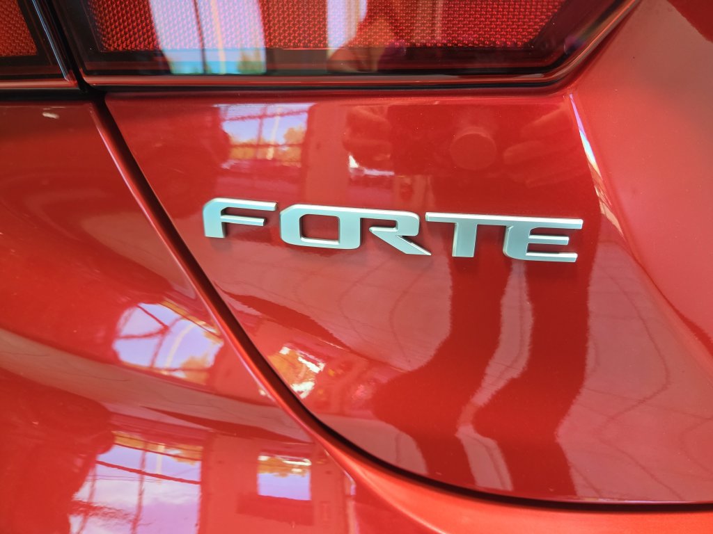 Used 2023 Kia Forte GT w/ GT2 Package FWD image 13