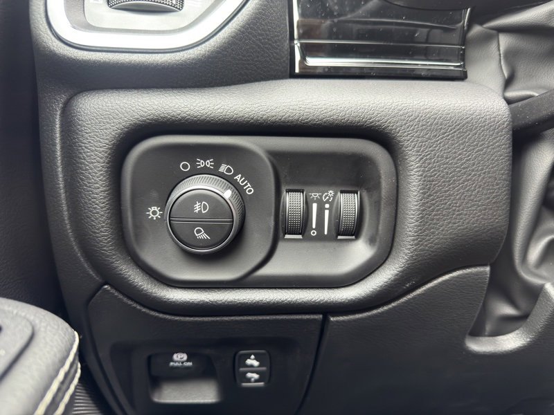 New 2026 RAM 1500 Laramie w/ Night Edition image 29