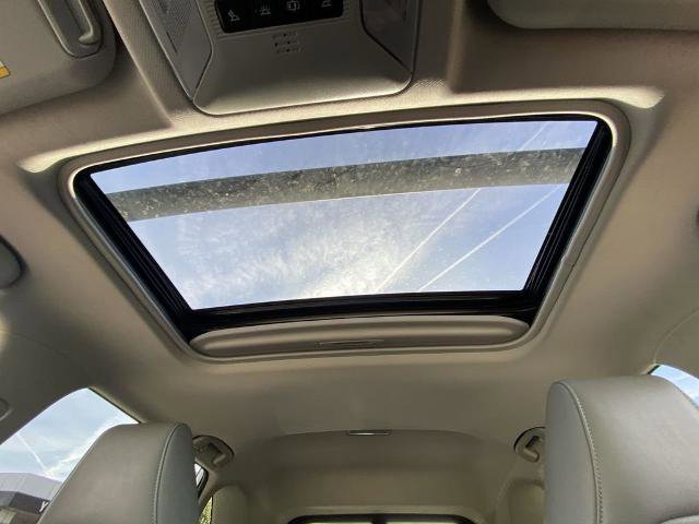 Used 2019 Toyota RAV4 Limited image 15