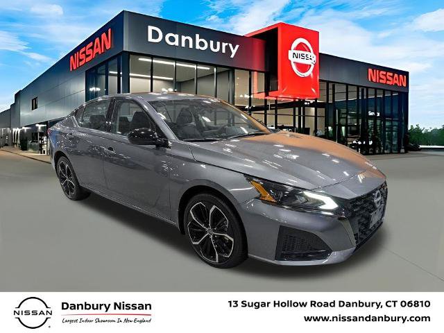 Certified 2025 Nissan Altima 2.5 SR AWD/4WD image 1