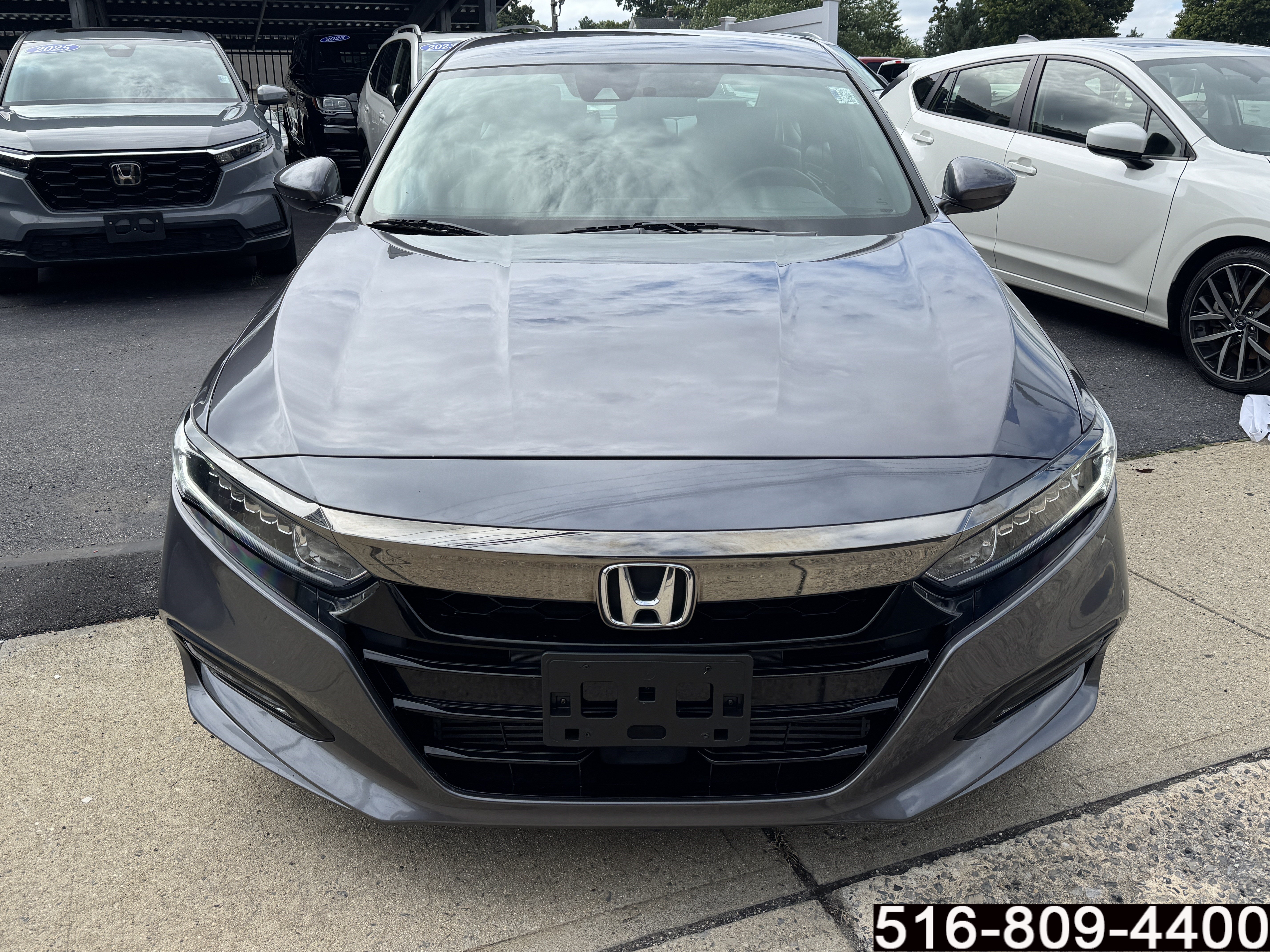Used 2018 Honda Accord Sport image 2