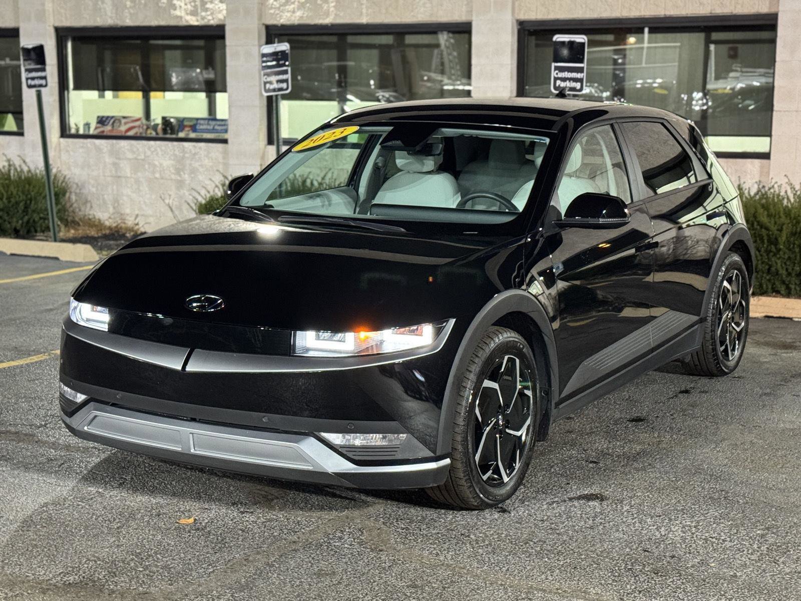 Used 2023 Hyundai Ioniq 5 SEL image 2