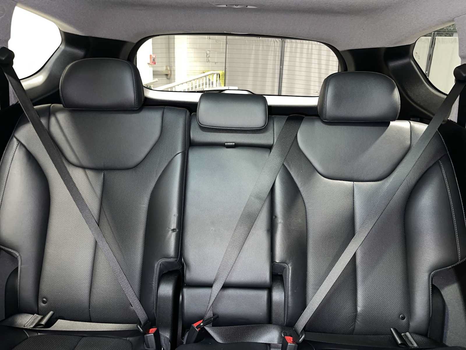 Used 2019 Hyundai Santa Fe Limited AWD/4WD image 22