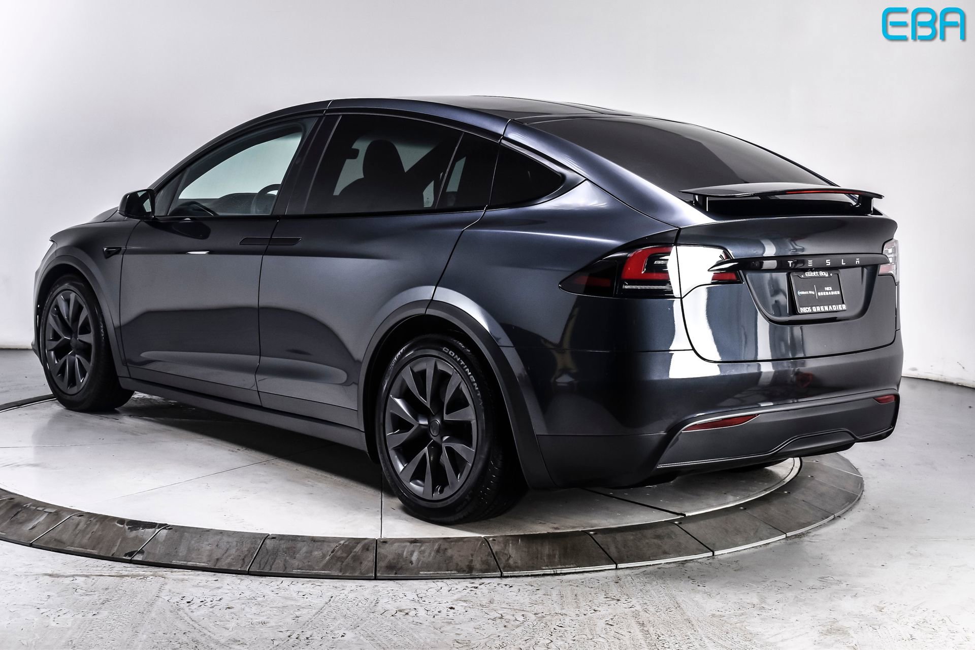 Used 2024 Tesla Model X image 4